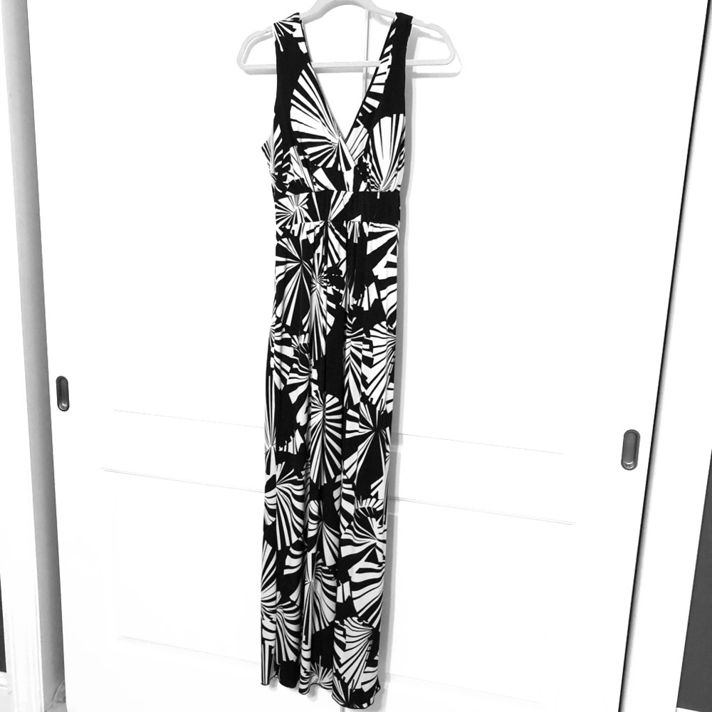 Lily Maxi Dress L GUC black/off white, tie in back